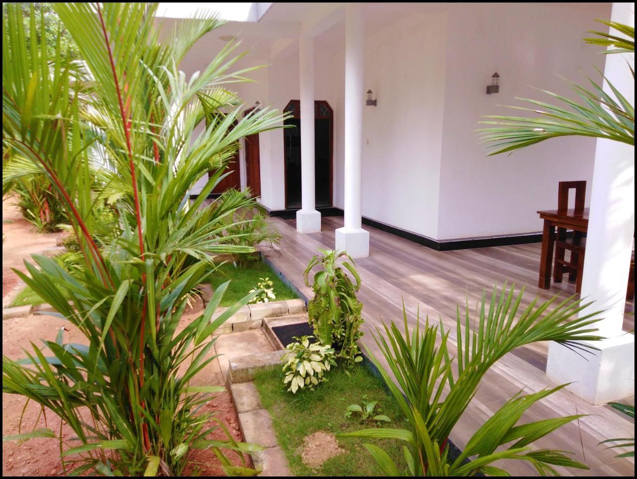 Silver Sand Villa Dambulla Esterno foto