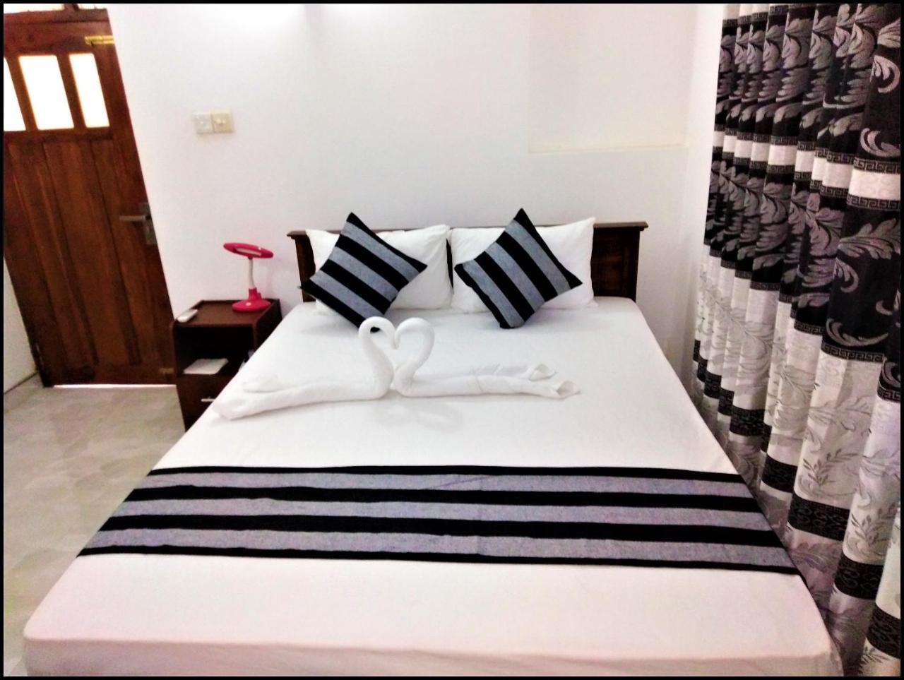 Silver Sand Villa Dambulla Esterno foto