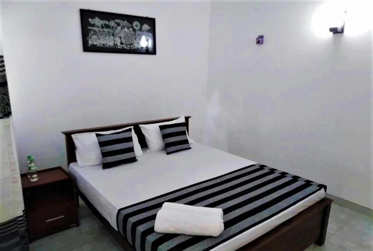 Silver Sand Villa Dambulla Esterno foto